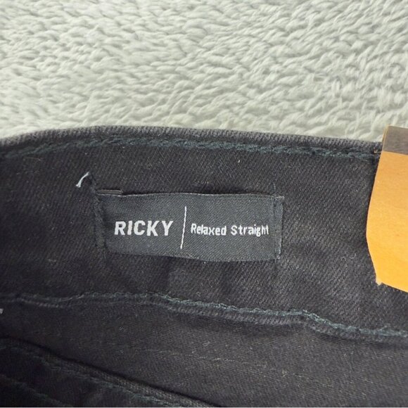 True Religion NWT Ricky Relaxed Straight Men's Black Denim Jeans Size 34x33 - Picture 3 of 10